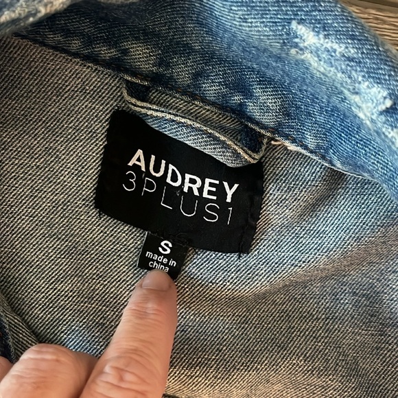 Audrey 3 plus 1 Distressed Denim Jacket long small - Picture 4 of 4